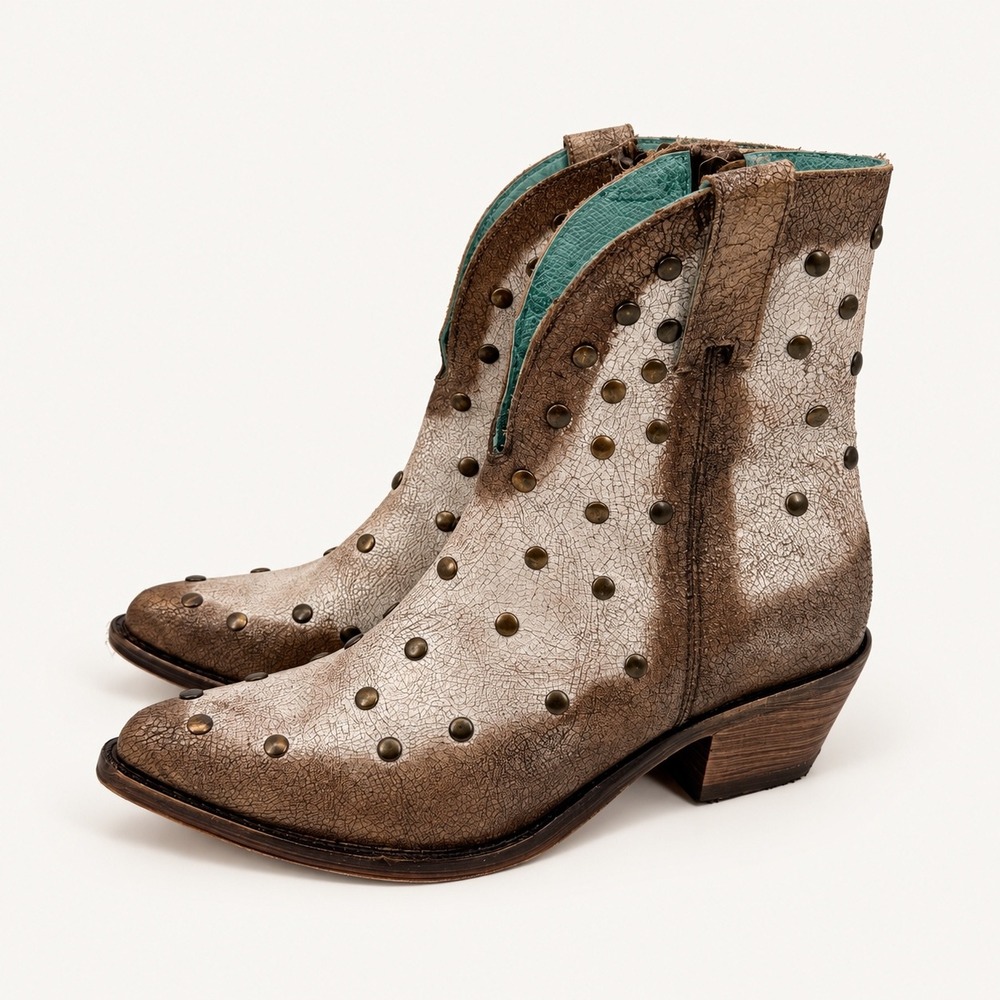 Corral 7.5 Western Studded Distressed Leather Booties F1248 Cowboy Boho Festival